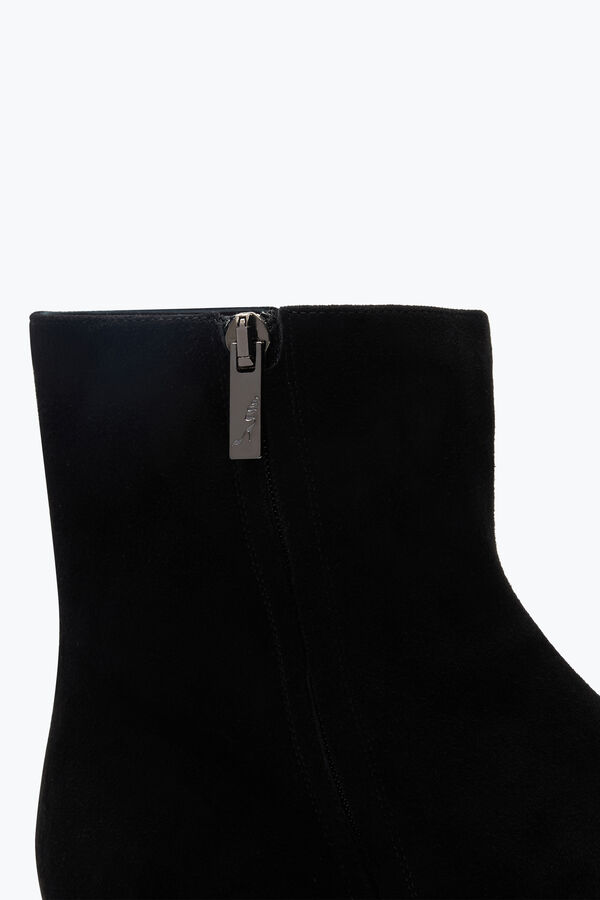 gioiello bonnie black suede bootie 40 rene caovilla