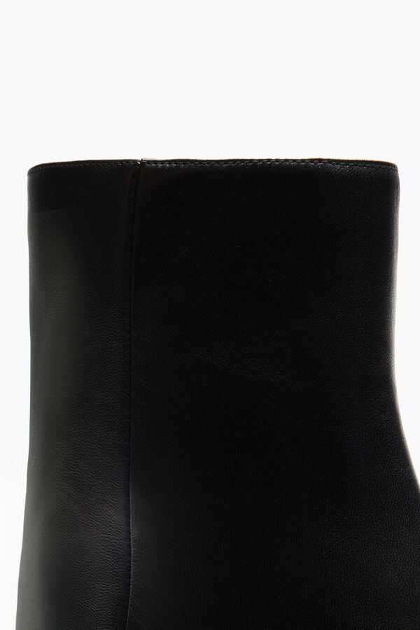 gioiello bonnie ankle boot in pelle nera 40 rene caovilla